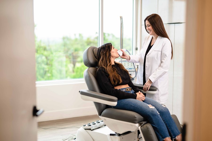 Laser skin treatment for hyperpigmentation being performed at The Piazza Center